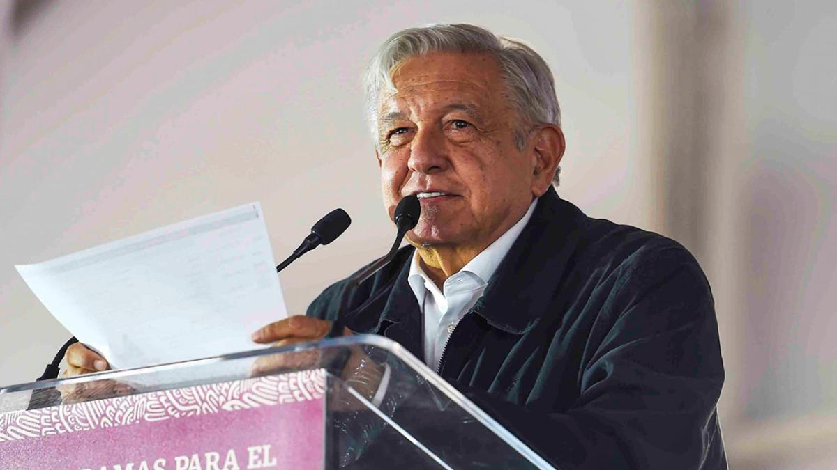 AMLO califica de “ridículos e irresponsables” a republicanos