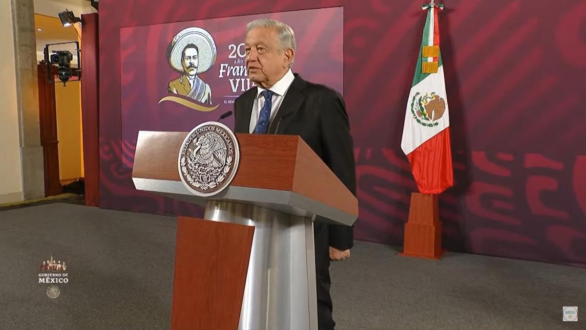 AMLO responde y le reprocha al INE retiro del 'posdata' en mañaneras