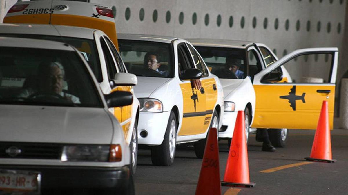 Por esta razón retiraron base de taxis de la Terminal 1 y 2 del Aeropuerto de la CDMX