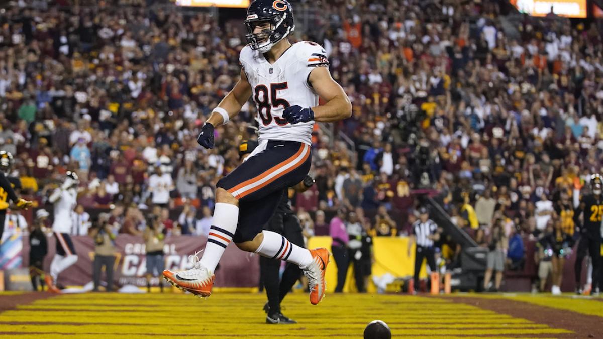 Bears aplasta a Commanders y logra su primera victoria