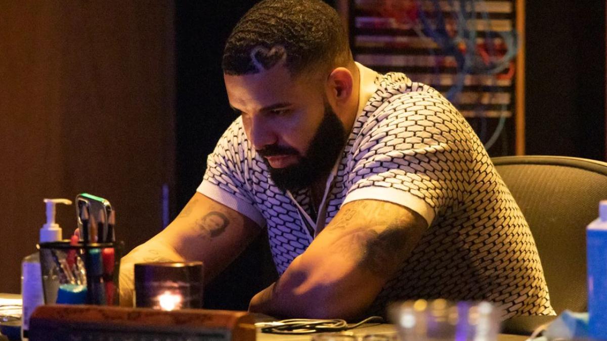 Drake anuncia su retiro temporal por salud ¿qué enfermedad tiene?