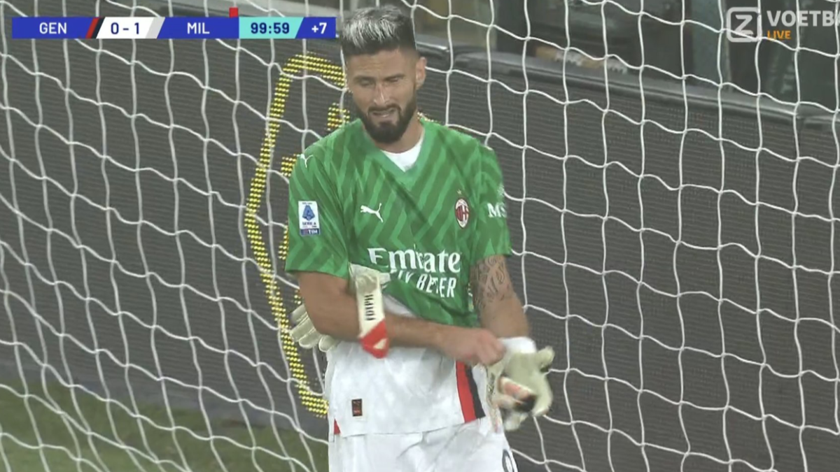 Olivier Giroud se pone de portero y se luce con espectaculares atajadas para colocar líder al Milan