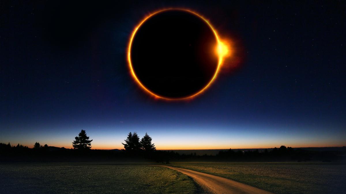 ¿Cómo ver el impresionante 'anillo de fuego' durante el eclipse solar?