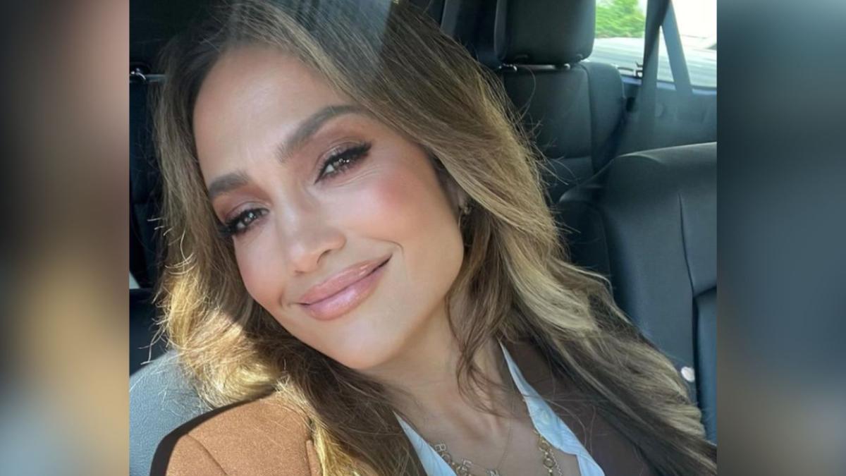 ¿Puedes reconocer a la real? Encuentran a la doble de Jennifer Lopez en TiTok