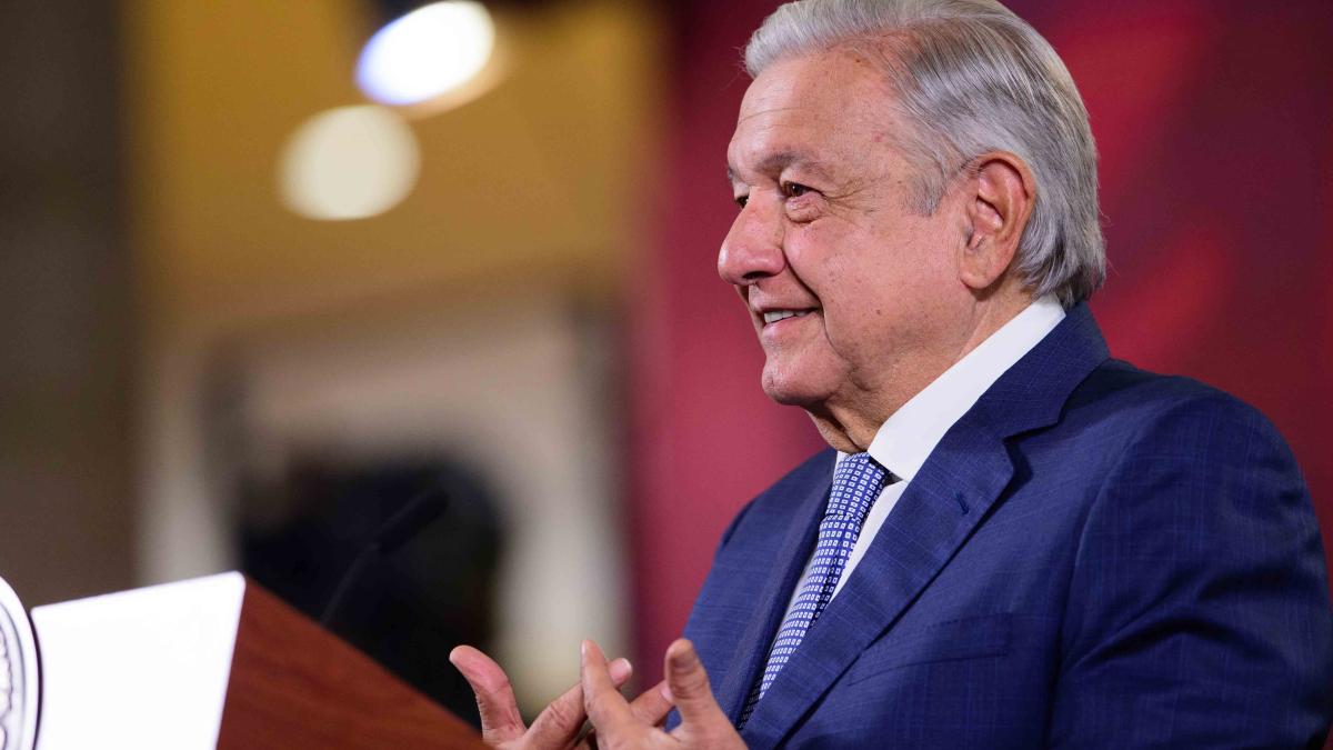 AMLO respalda paridad de género en gubernaturas; 'estoy a favor de las mujeres', asegura