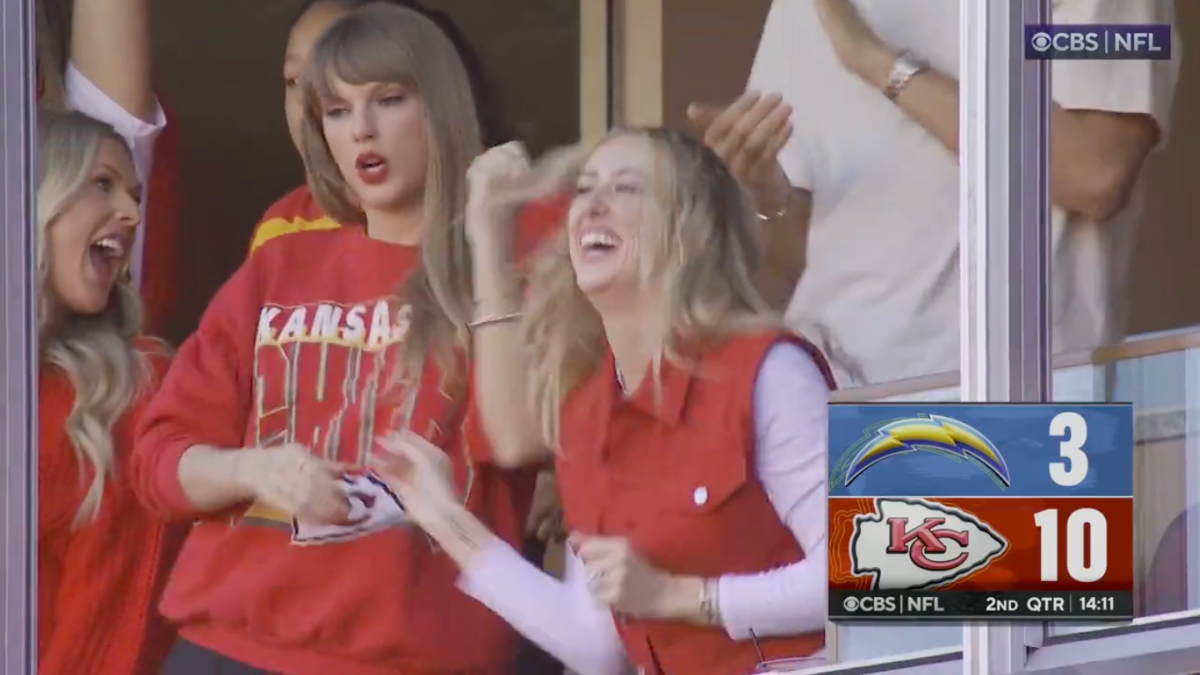 VIDEO: Taylor Swift y Brittany Mahomes ya tienen su baile especial cada que Kansas City anota; ya se hizo viral en las redes