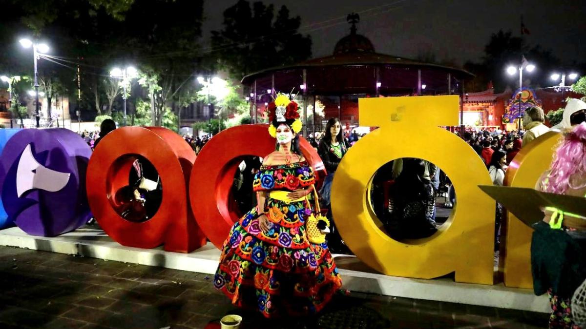 Dedicarán mega ofrenda a leyendas del fútbol en Coyoacán