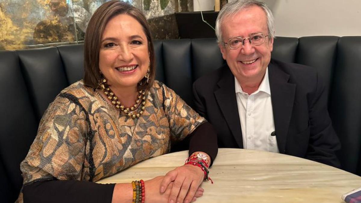 Xóchitl Gálvez incorpora a su campaña a Calos Urzúa, extitular de SHCP