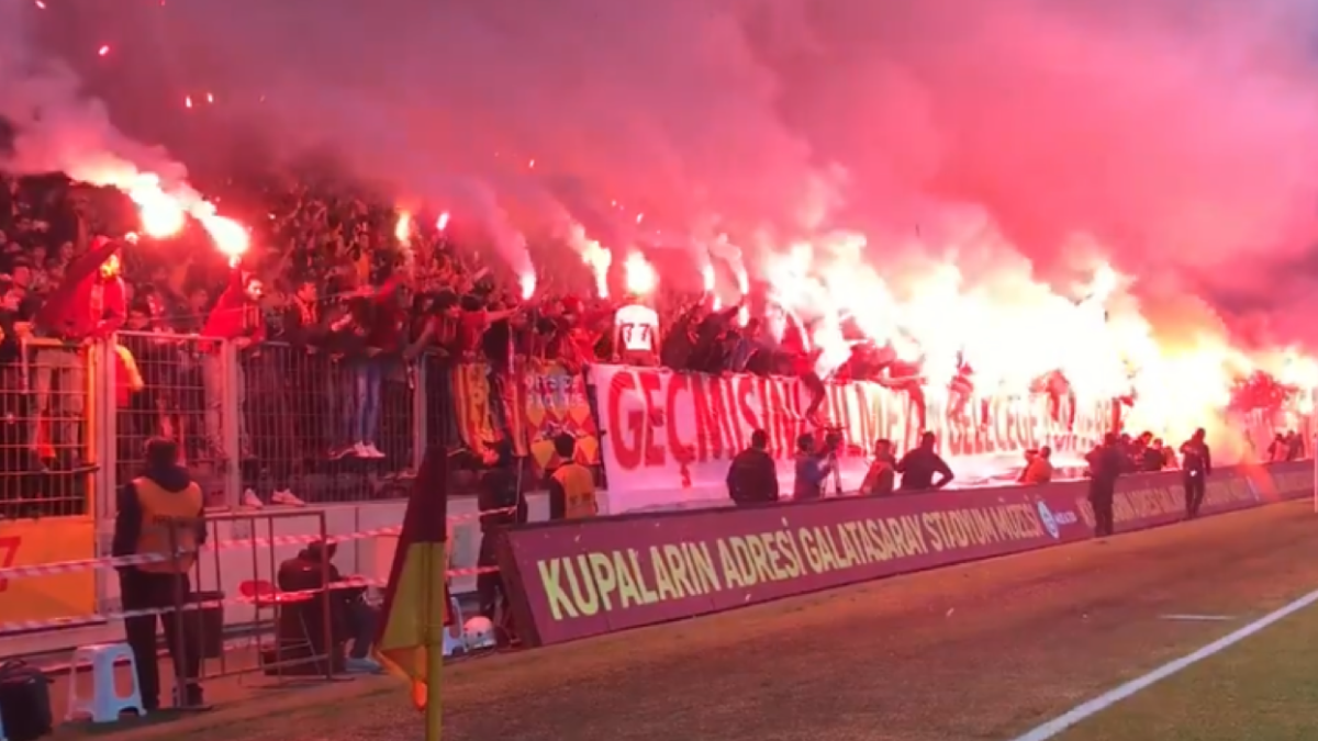 Champions League: Fanáticos del Galatasaray y del Bayern Munich protagonizan brutal enfrentamiento