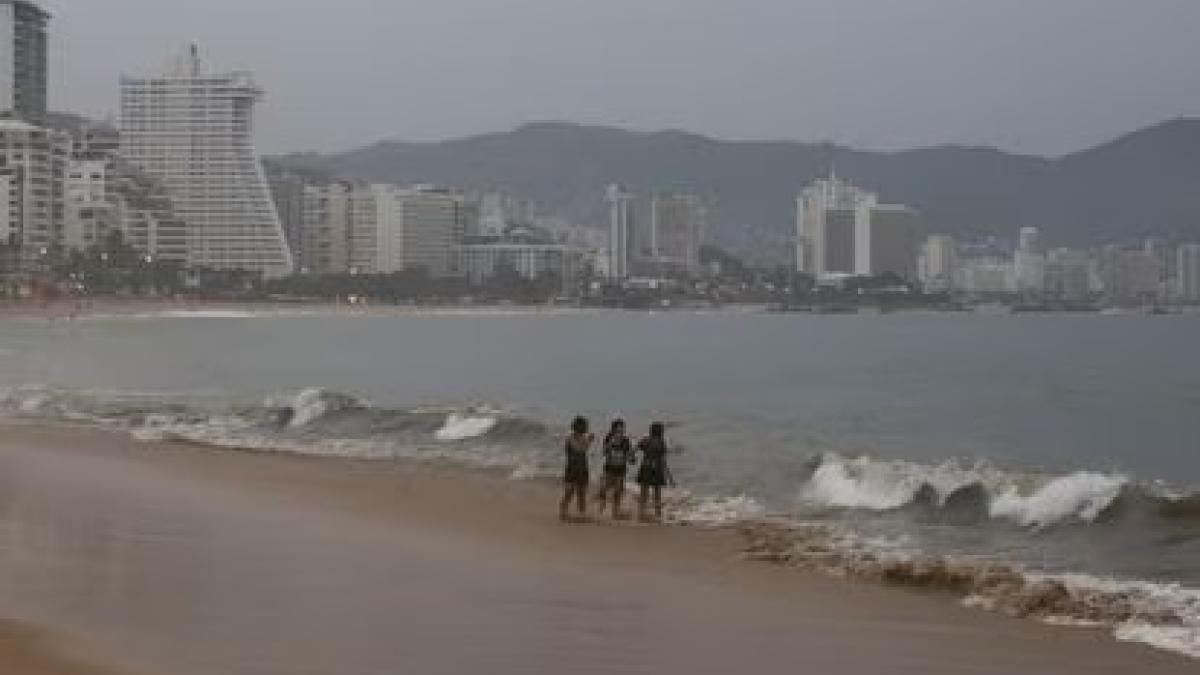 Otis ya no es huracán; ahora es tormenta tropical