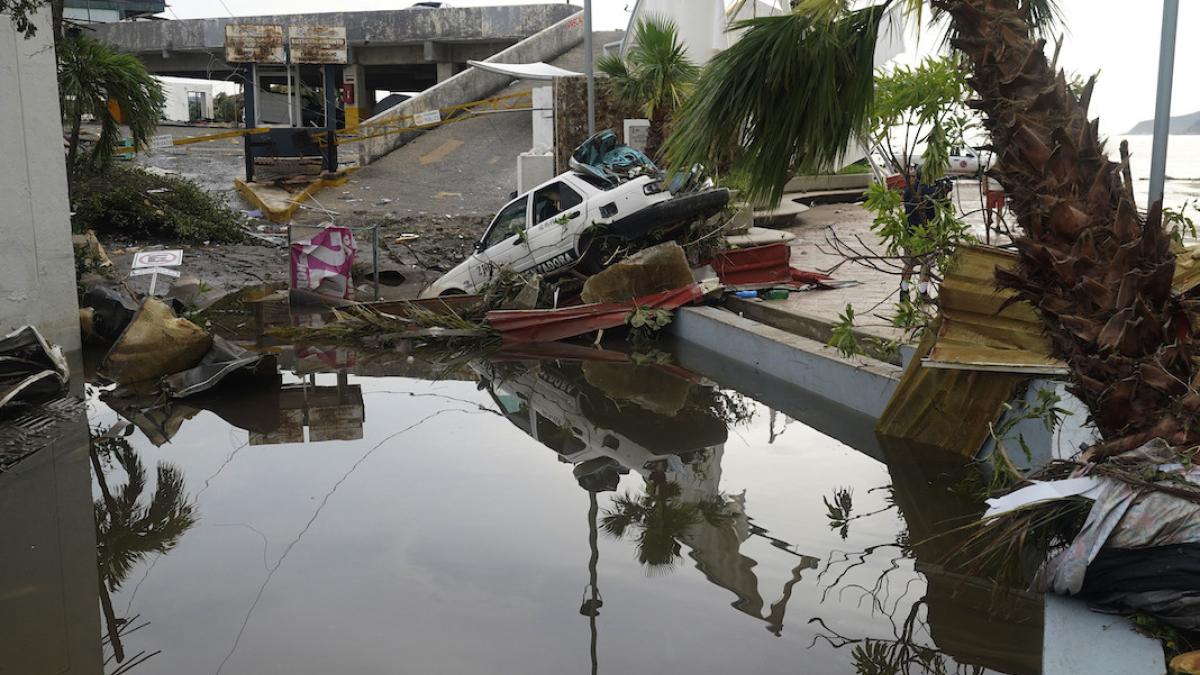 Un puerto aislado: sin Internet, luz, carreteras para entrar o salir…