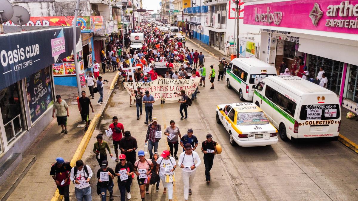 Sale en Navidad otra caravana de Tapachula