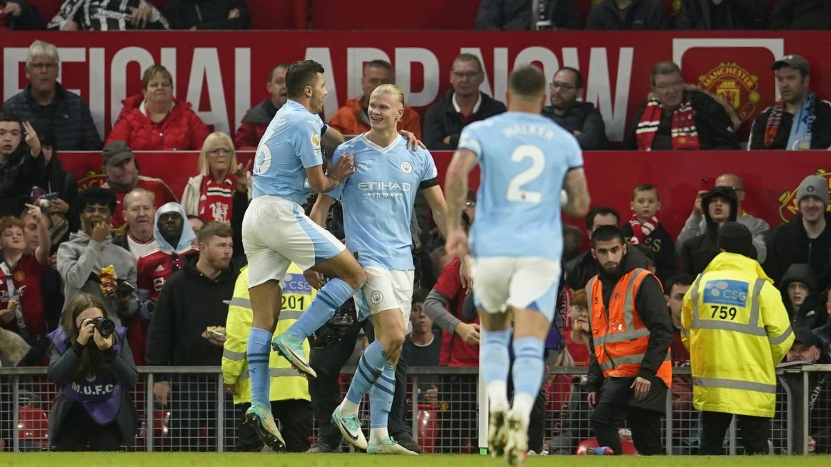 City se impone al United en el derbi de Manchester