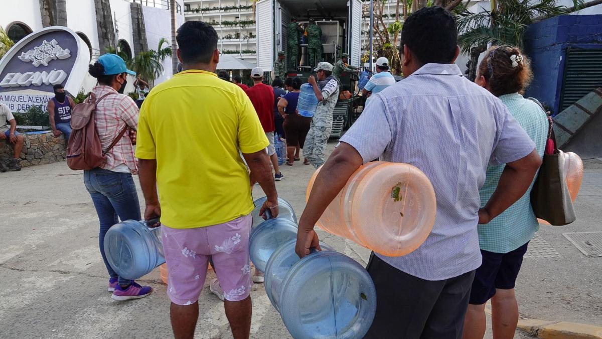 Acampan en la Costera para “cazar” los apoyos