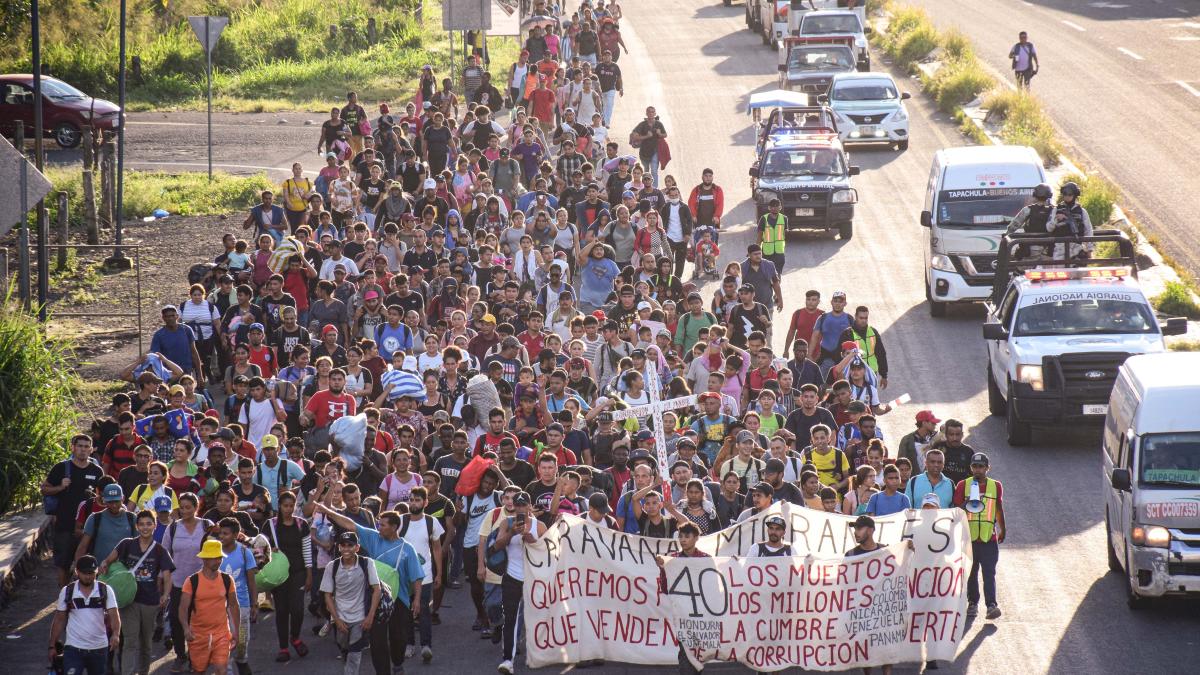 ¡Una más! Parte otra caravana migrante desde Chiapas a Estados Unidos