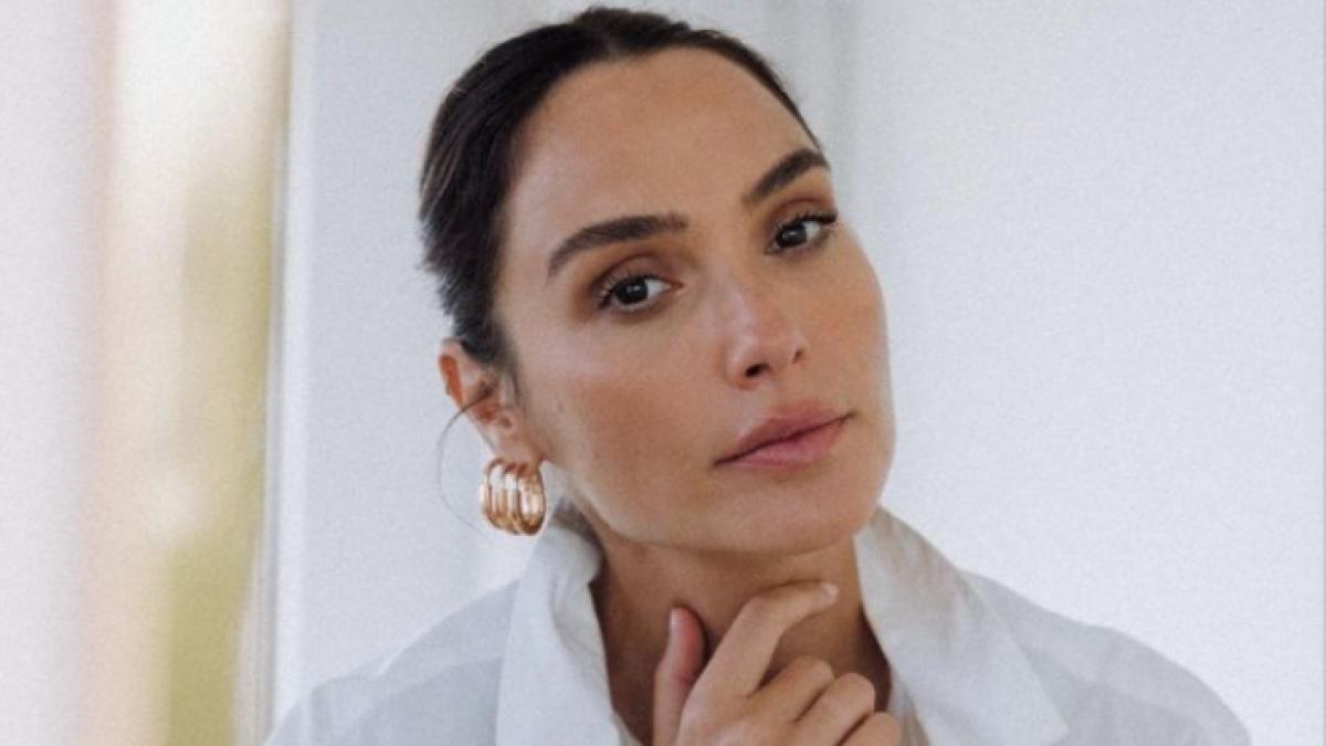 Gal Gadot desata críticas por organizar proyección propagandística del ataque de Hamas