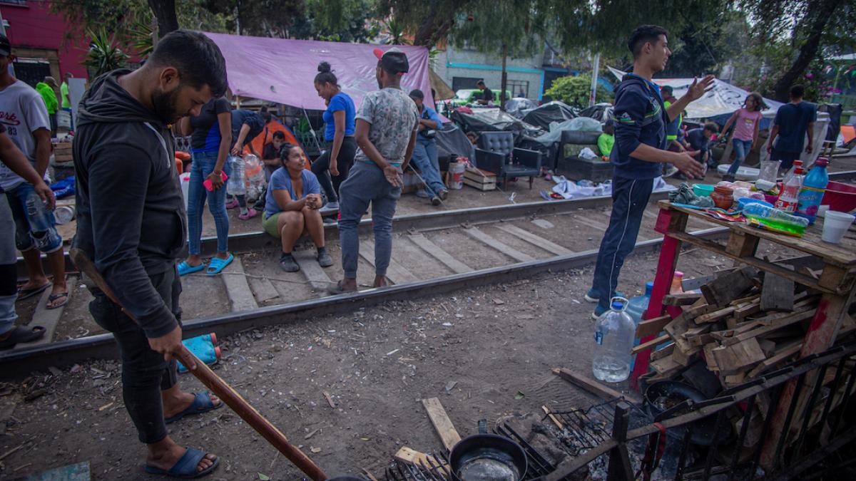 Cierre de 66% de estancias del INM ahorca a albergues ante auge migrante