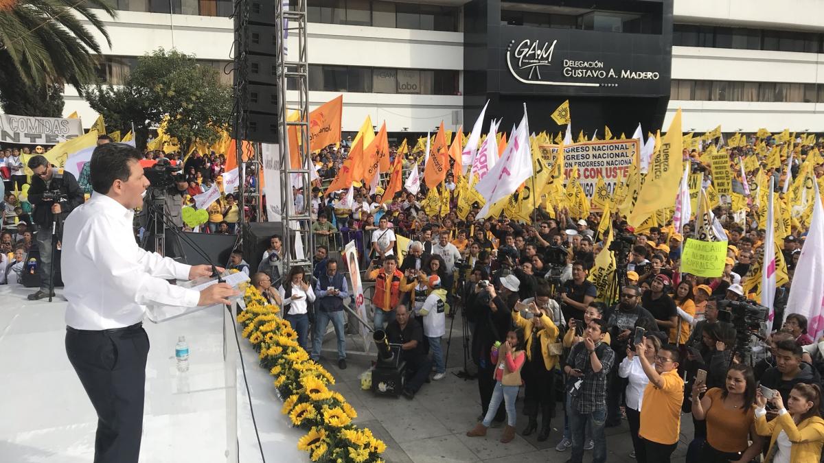 Víctor Hugo Lobo renuncia al PRD; le advirtieron votar en contra de ratificación de Ernestina Godoy