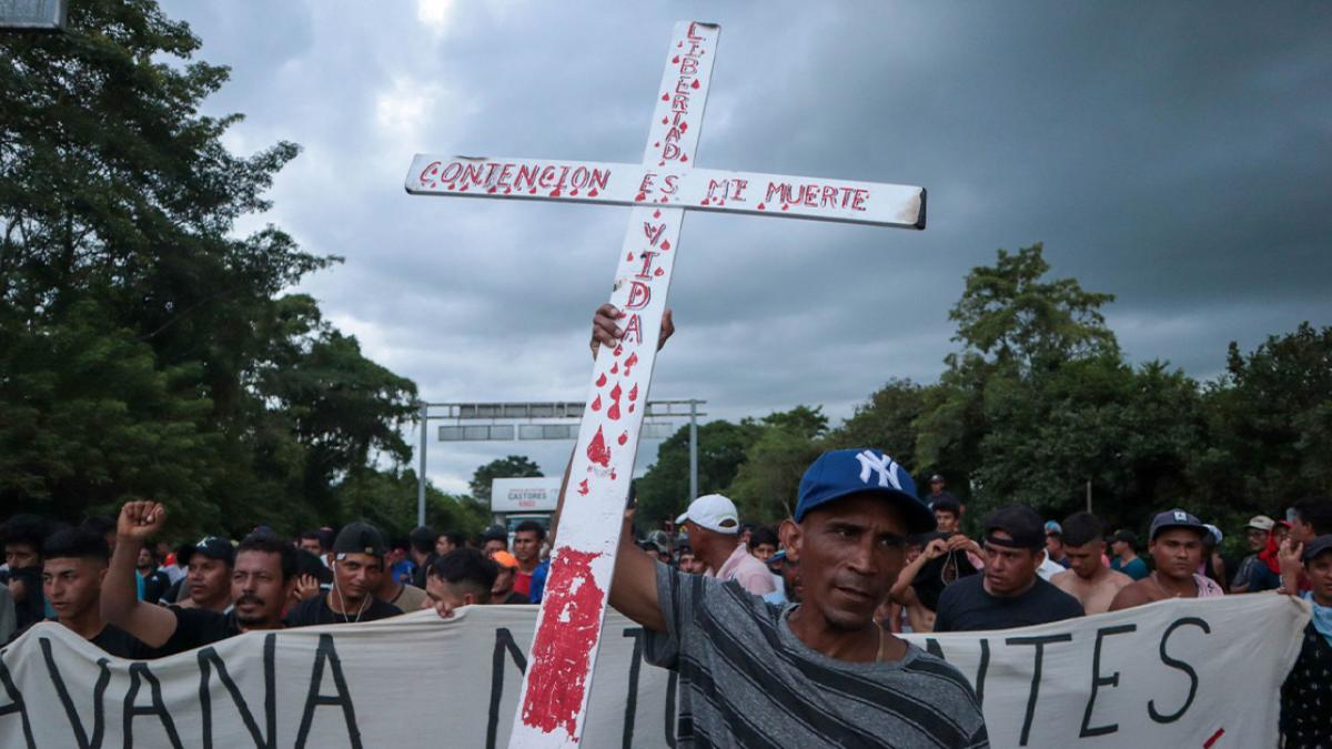 Suman 56 muertes de migrantes en estancias del INM