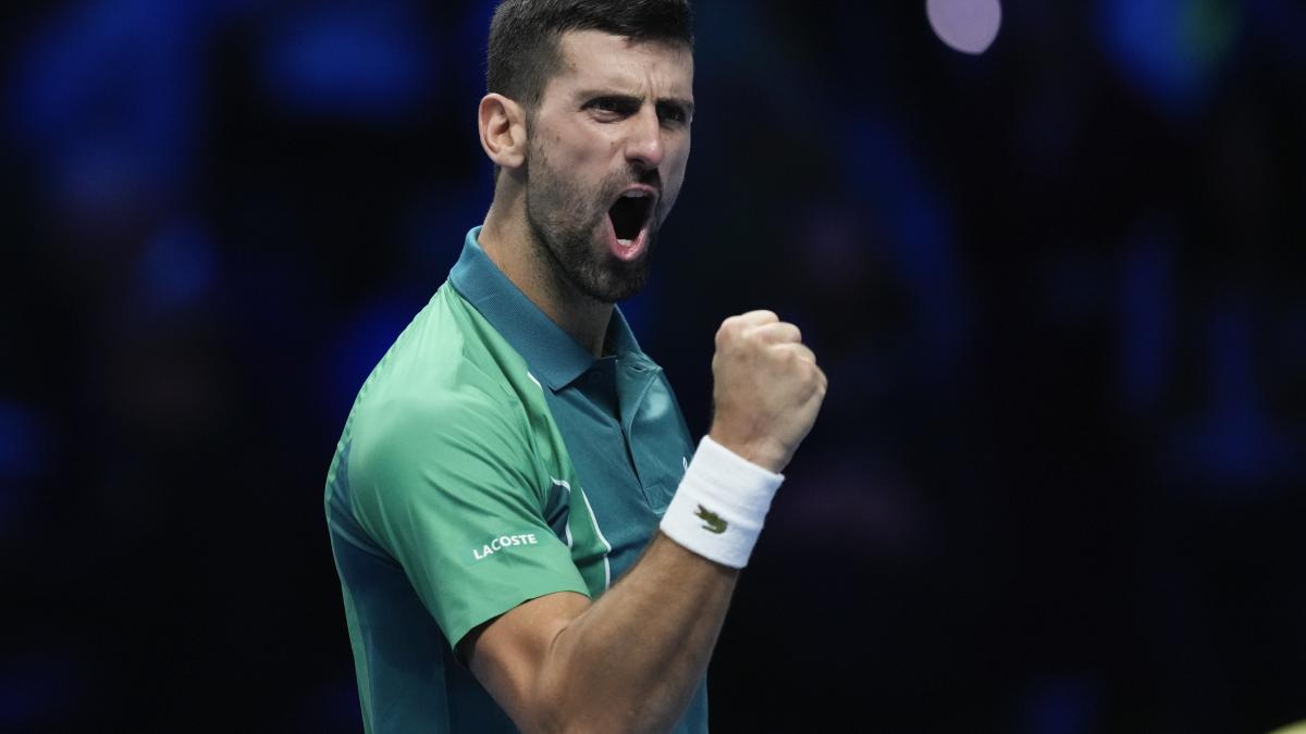 ATP Finals: Novak Djokovic vence a Carlos Alcaraz y se medirá ante Jannik Sinner por el título