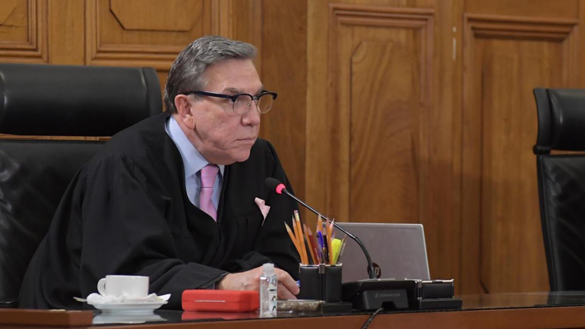 Ministro Laynez asegura que reformas 'son retroceso a conquistas judiciales'