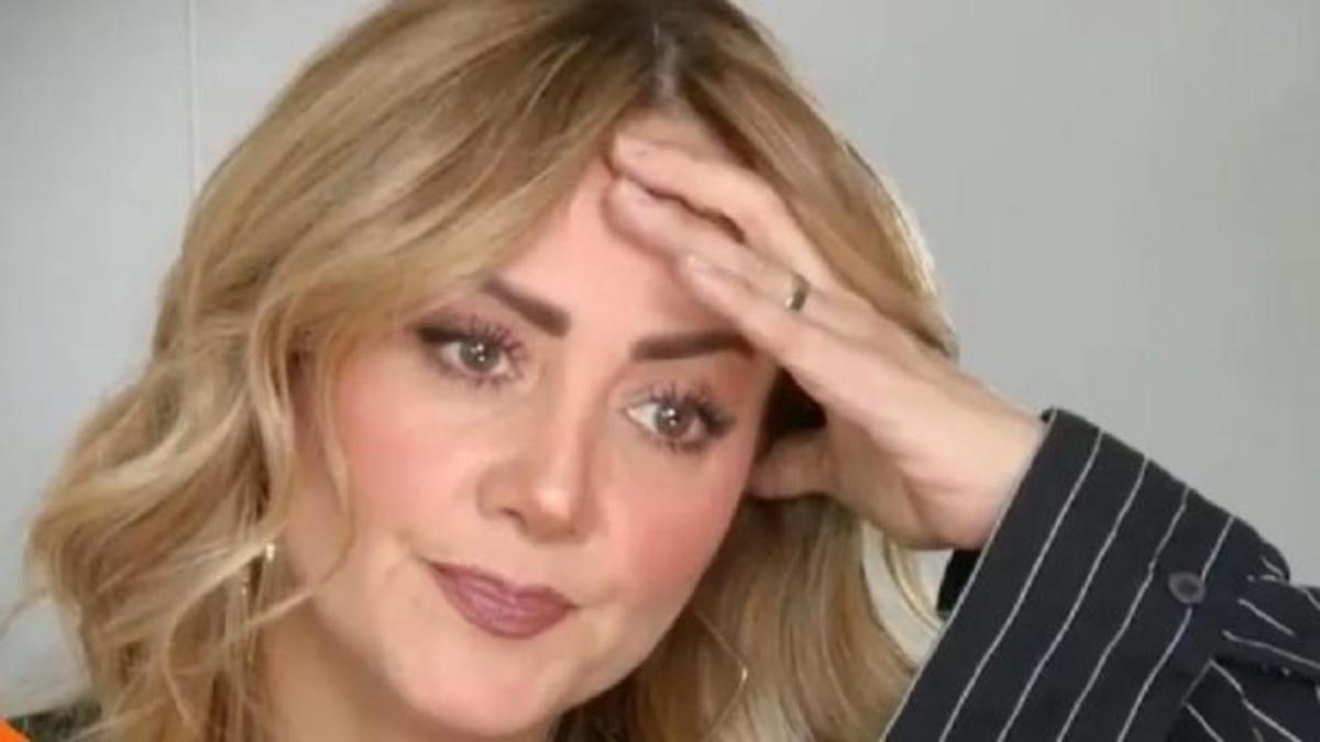 Andrea Legarreta abandona entrevista por pregunta sobre Erik Rubín: 'estoy entera'