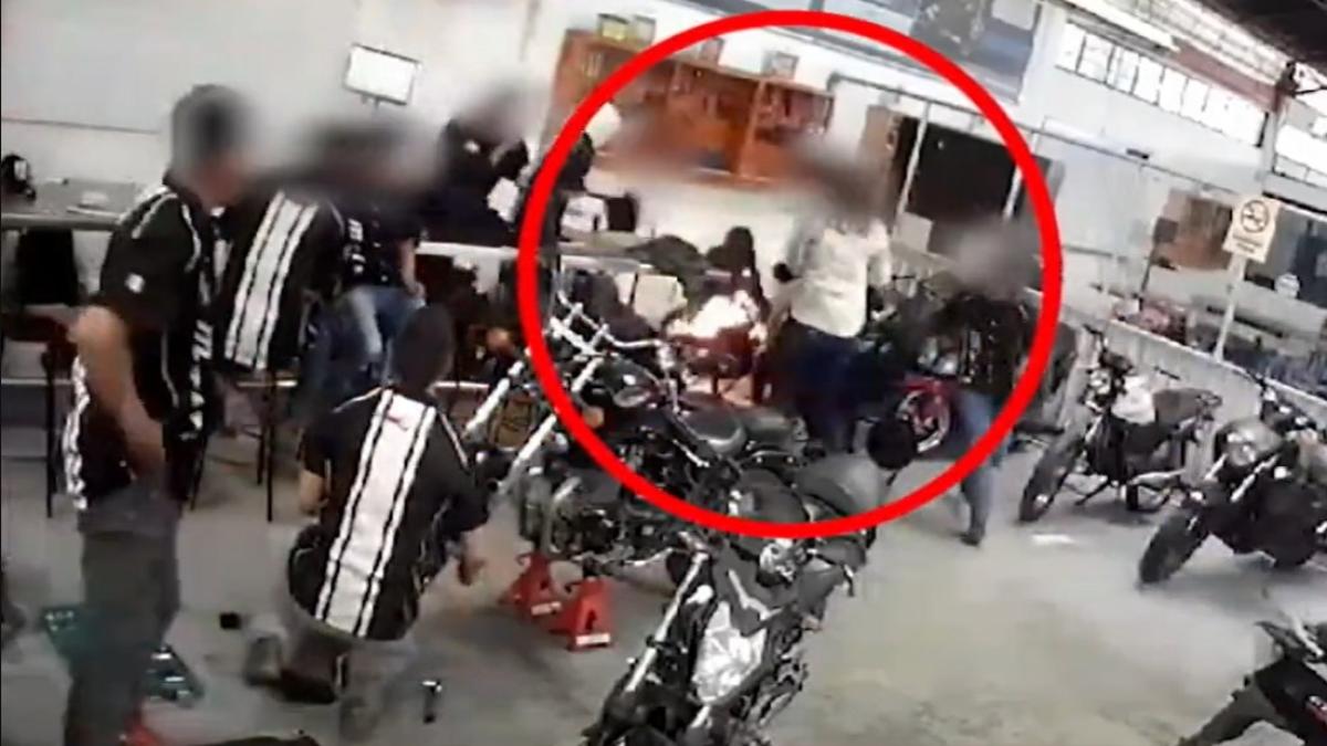 Fijan fianza de 100 mil pesos a joven que prendió fuego a estudiante en Texcoco