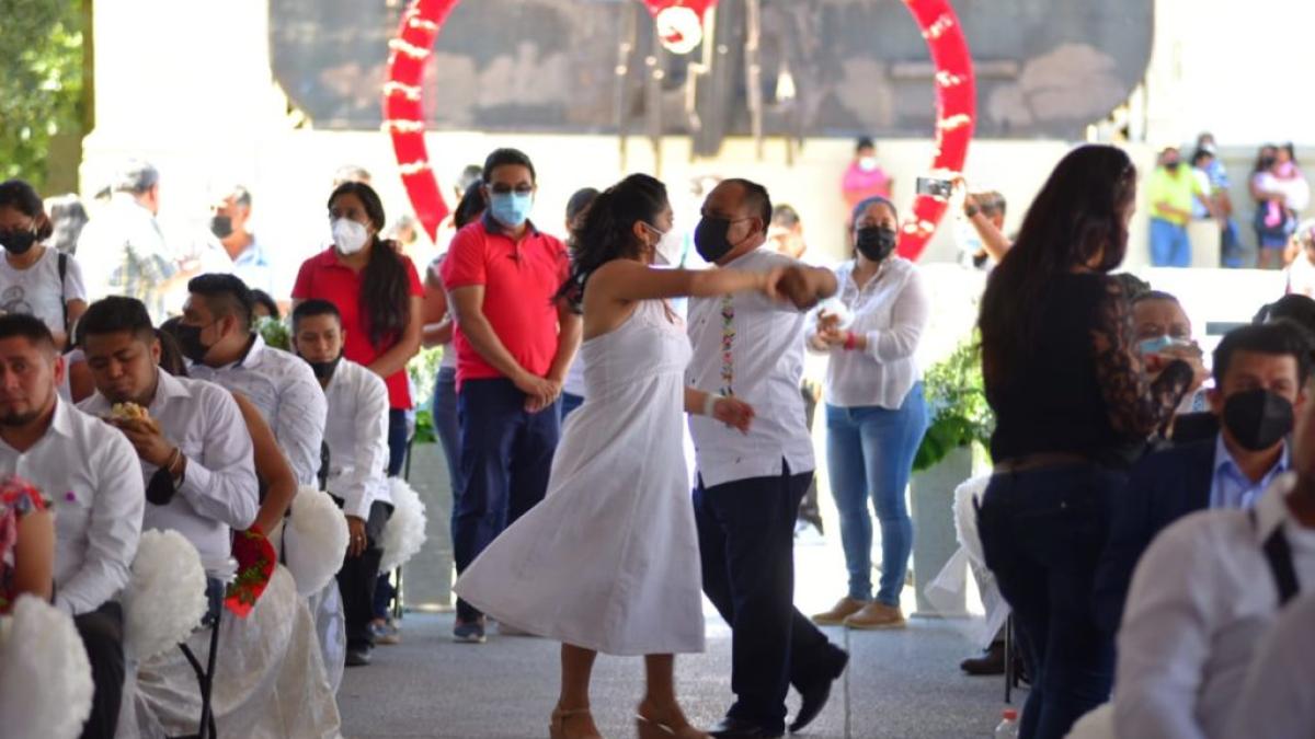 Bodas colectivas CDMX: fechas y requisitos para casarte con el amor de tu vida