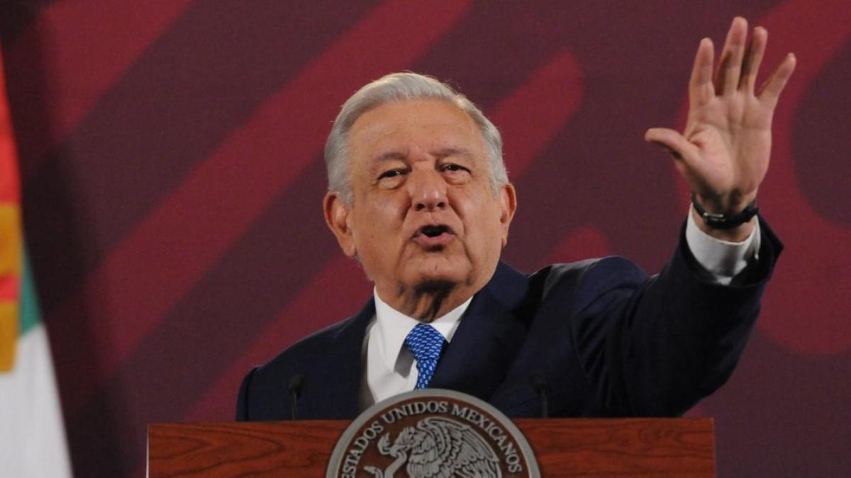 AMLO sobre cierre de refinerías: cuidado con ‘malos mexicanos’ que quieren entregar el petróleo