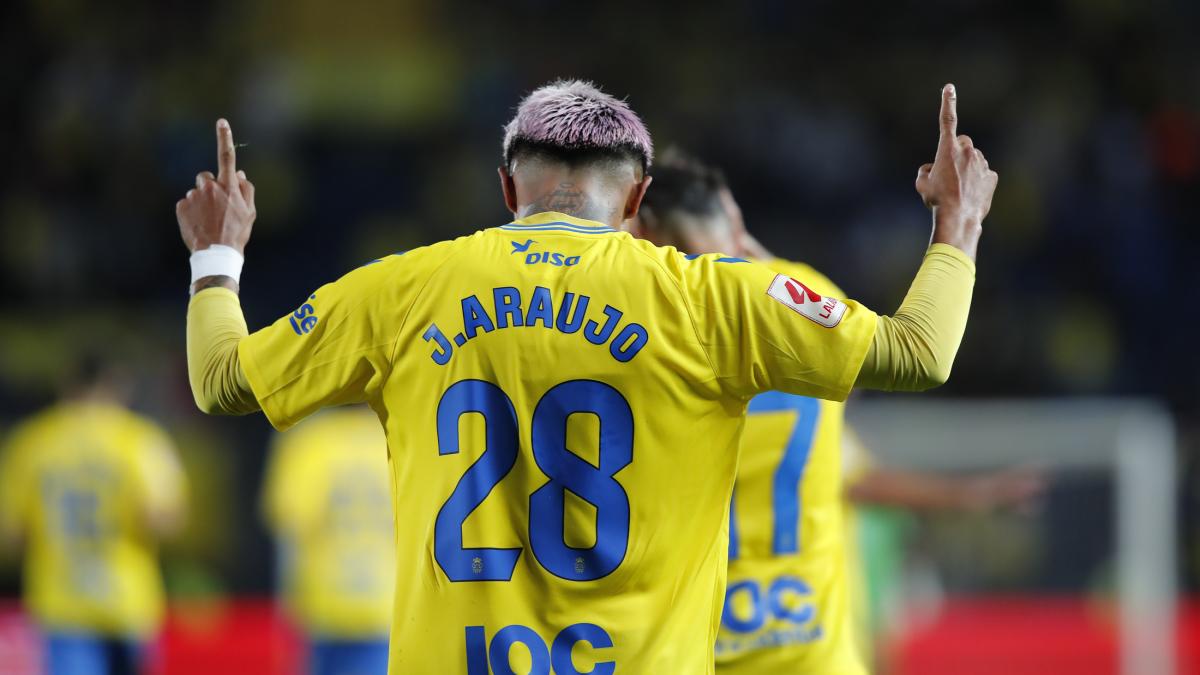 VIDEO: Julián Araujo anota su primer gol en LaLiga con Las Palmas en victoria sobre el Getafe