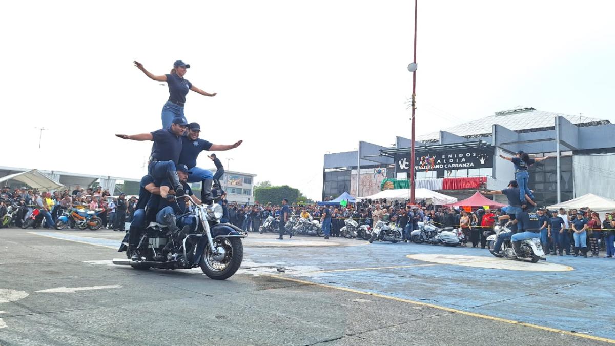 Bikers ruedan para pedir el fin de la violencia contra mujeres