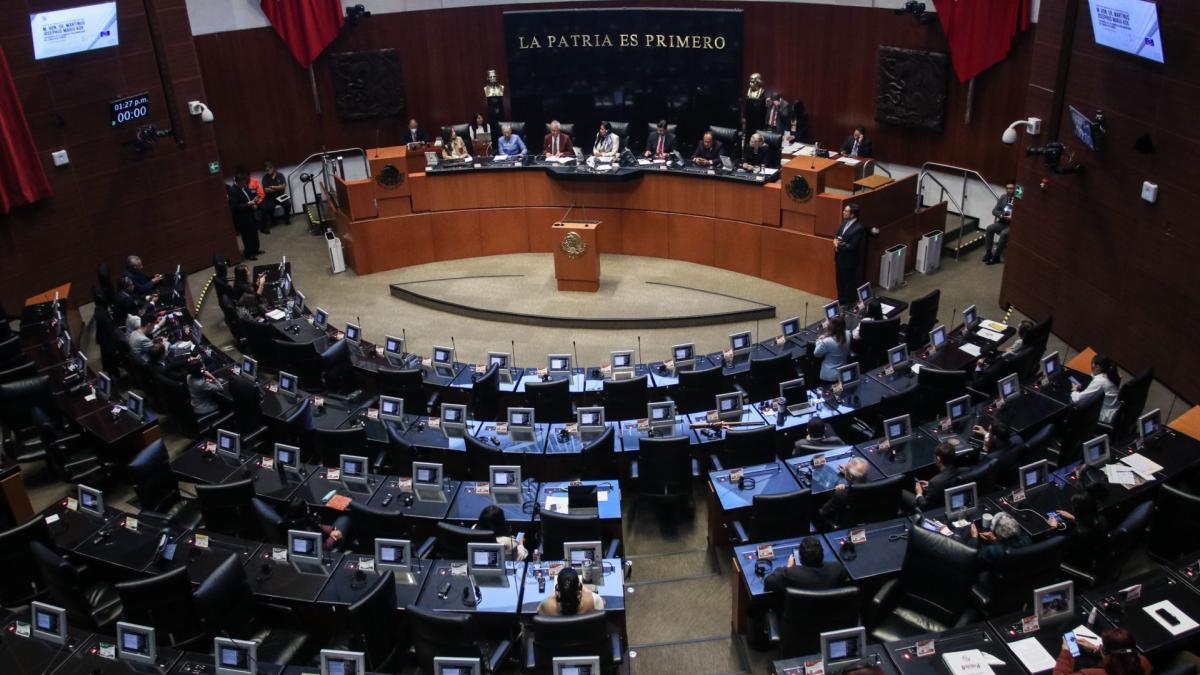 Morena y aliados en Senado avalan reforma a Ley de Amparo para acotar a jueces