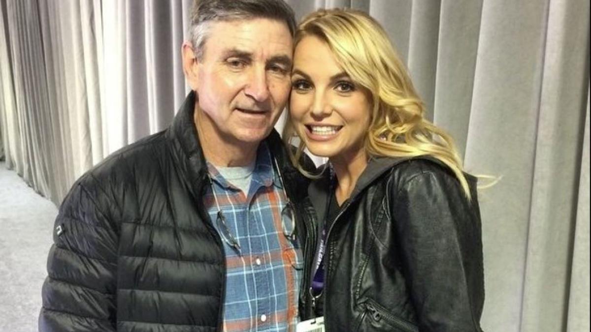 Amputan pierna a papá de Britney Spears y fanáticos aseguran que le llegó el karma