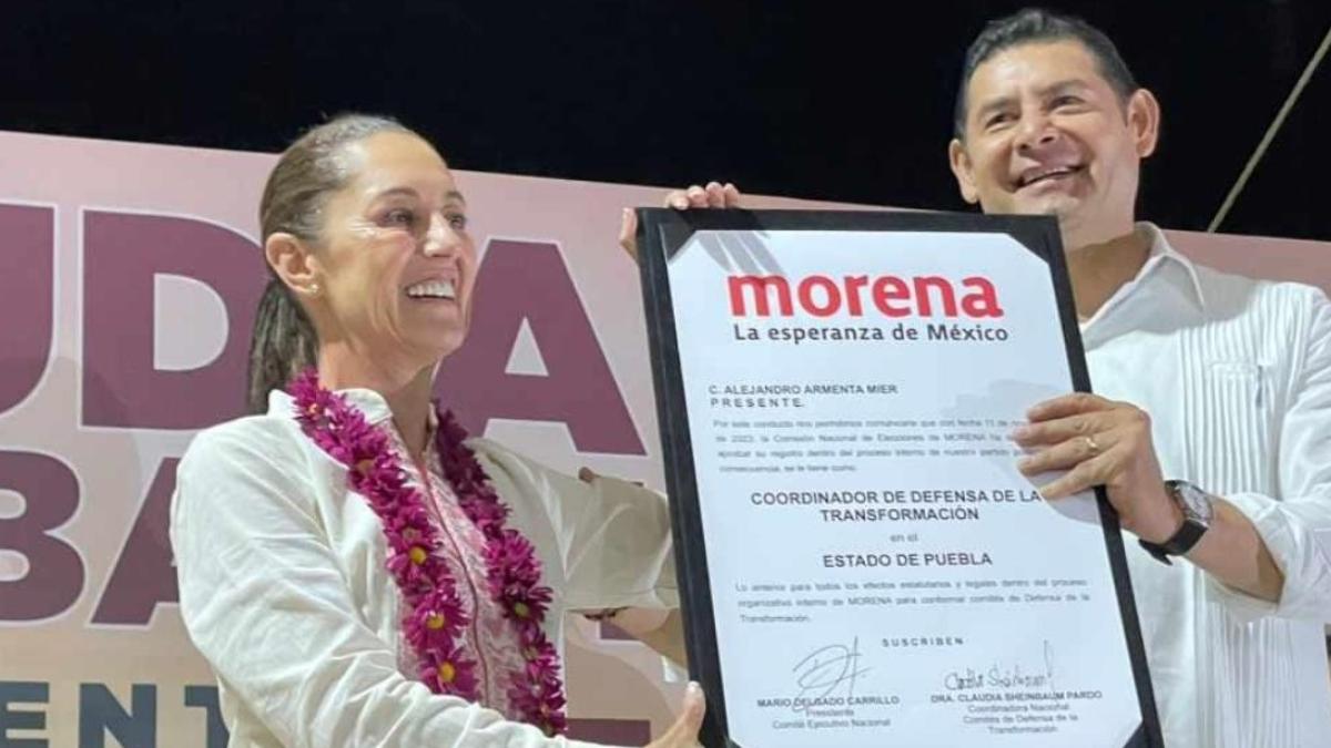 Alejandro Armenta recibe constancia como coordinador de Defensa de la Transformación en Puebla