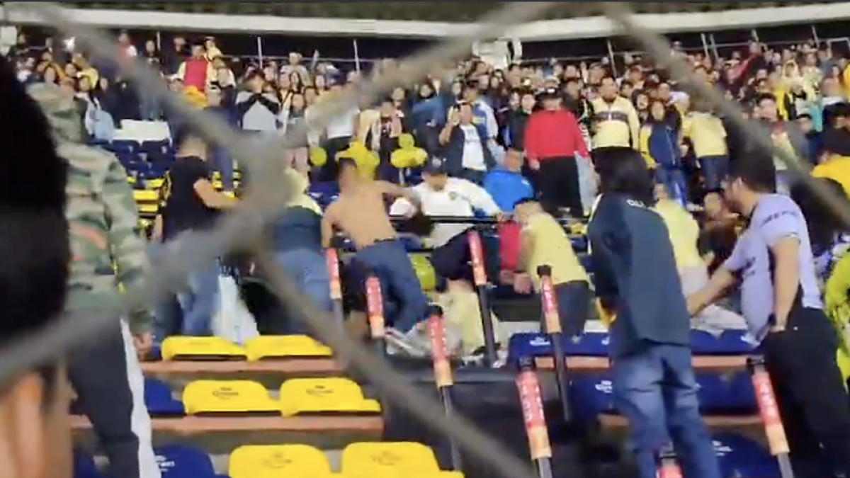 Liga MX: Aficionados del América se pelean en el Estadio Azteca tras caída ante Atlético de San Luis (Video)