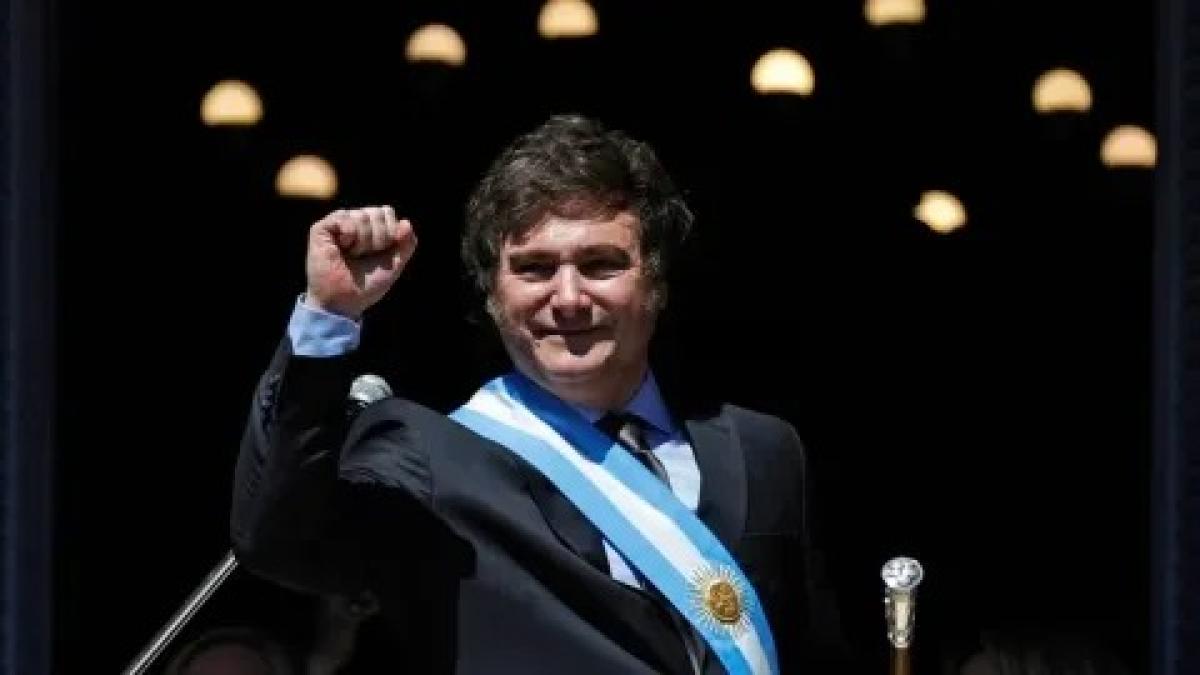 Javier Milei fue 'entrampado' por Oppenheimer para llamarme 'ignorante': AMLO