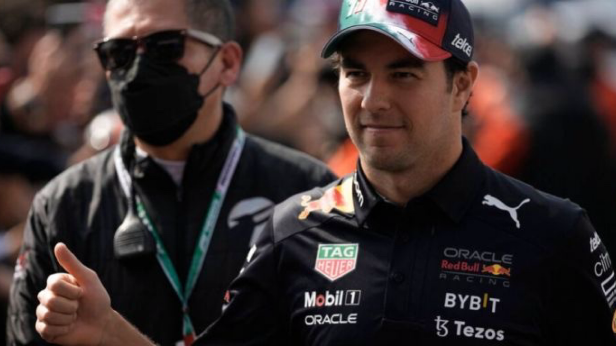 F1: Checo Pérez tendría una sorprendente oferta para dejar Red Bull y cambiar de escudería