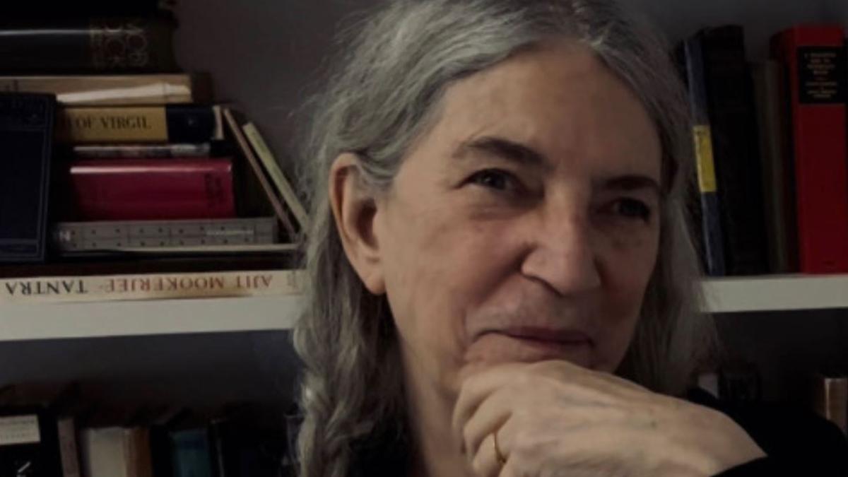 Patti Smith es hospitalizada de emergencia, ¿está grave? Esto fue lo que le pasó