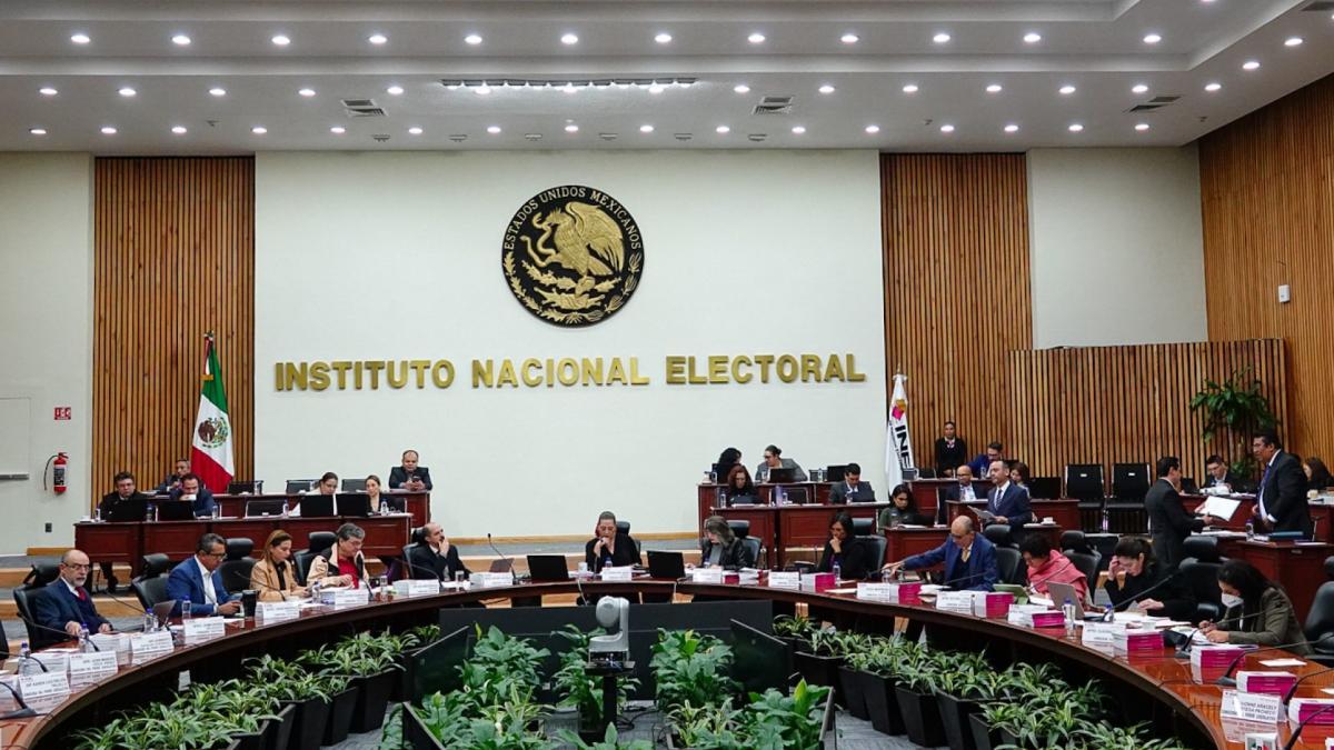 Denuncia MC a Morena ante el INE por uso indebido de recursos públicos y propaganda encubierta