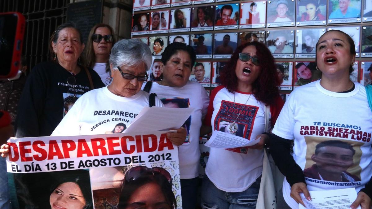 Exigen familiares de desaparecidos a AMLO disculpa pública; rechazan censo oficial de 12,377 reconocidos