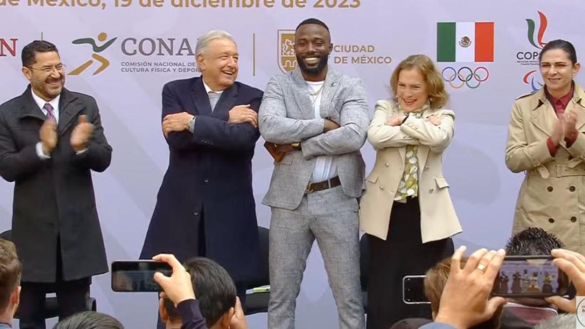 El Presidente de México entrega el Premio Nacional del Deporte 2023 en Palacio Nacional