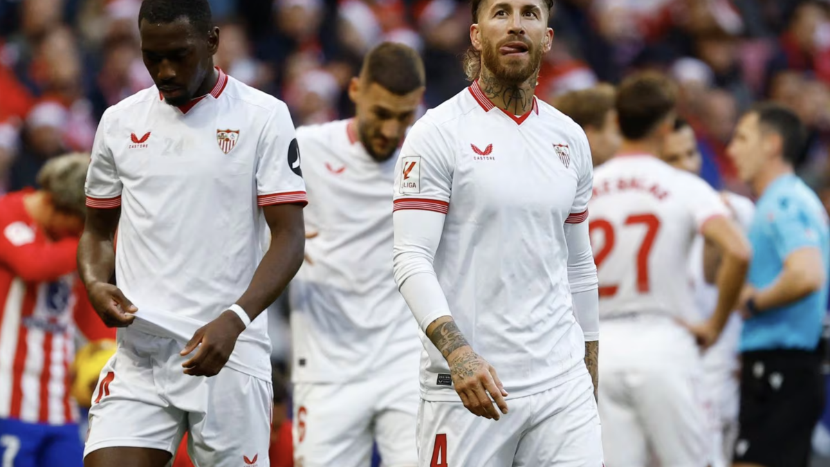 VIDEO: Sergio Ramos pisa escudo del Atlético de Madrid y los fans colchoneros no se la perdonan