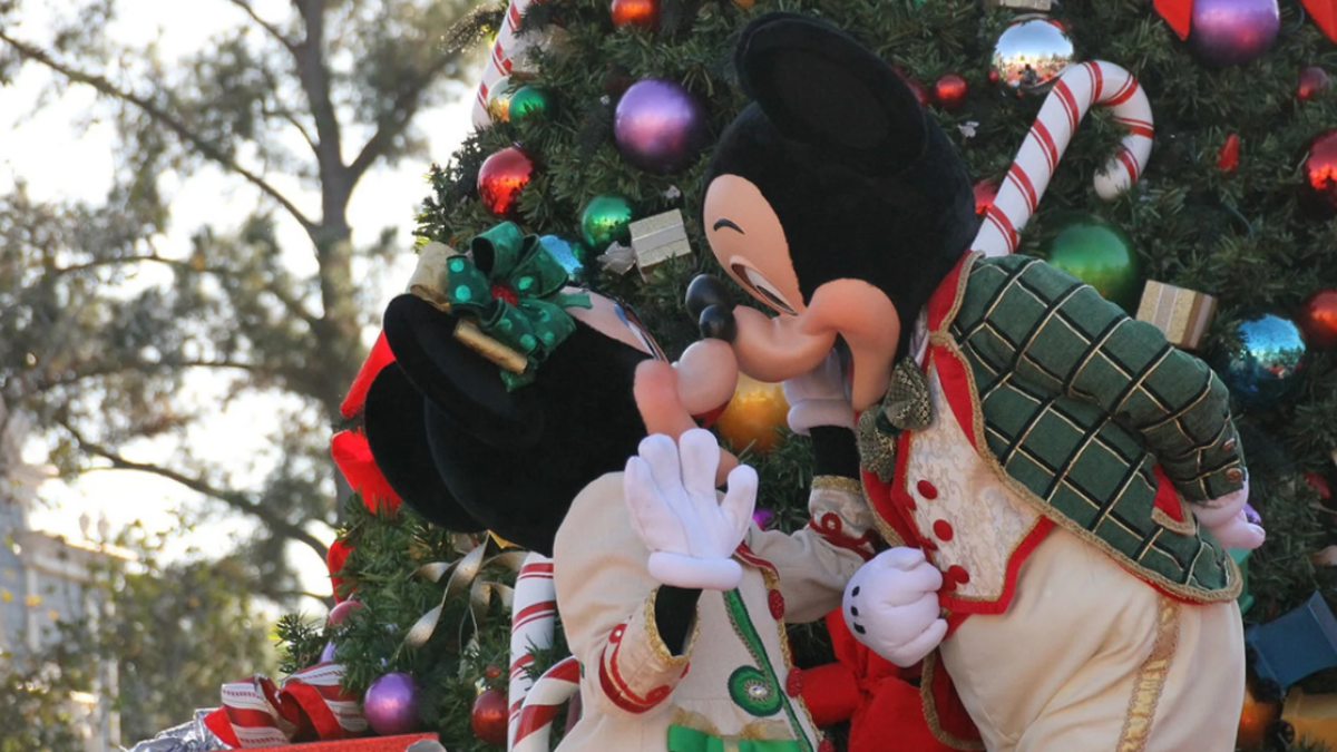 Aquí puedes ver el Desfile de Navidad de Disney, con Michael Bolton y The Smashing Pumpkins