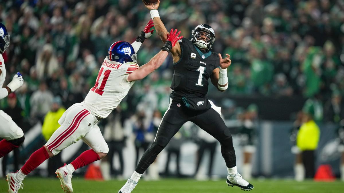 NFL: Con récord de touchdowns para un QB Jalen Hurts lleva a Eagles a la victoria ante Giants