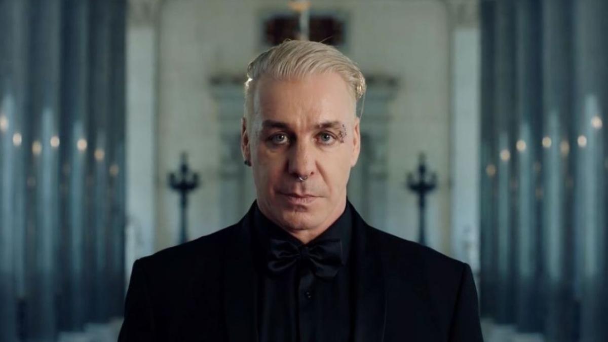 Till Lindemann lanza cover de "Entre dos Tierras" ¿Se escucha mejor que Héroes del silencio?