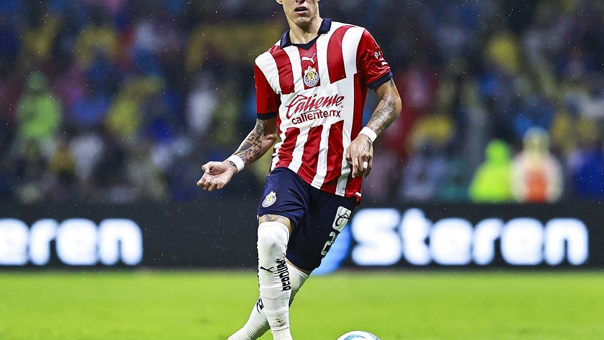 Chivas: 'Chicote' Calderón dice adiós a la afición y a sus compañeros con un melancólico mensaje