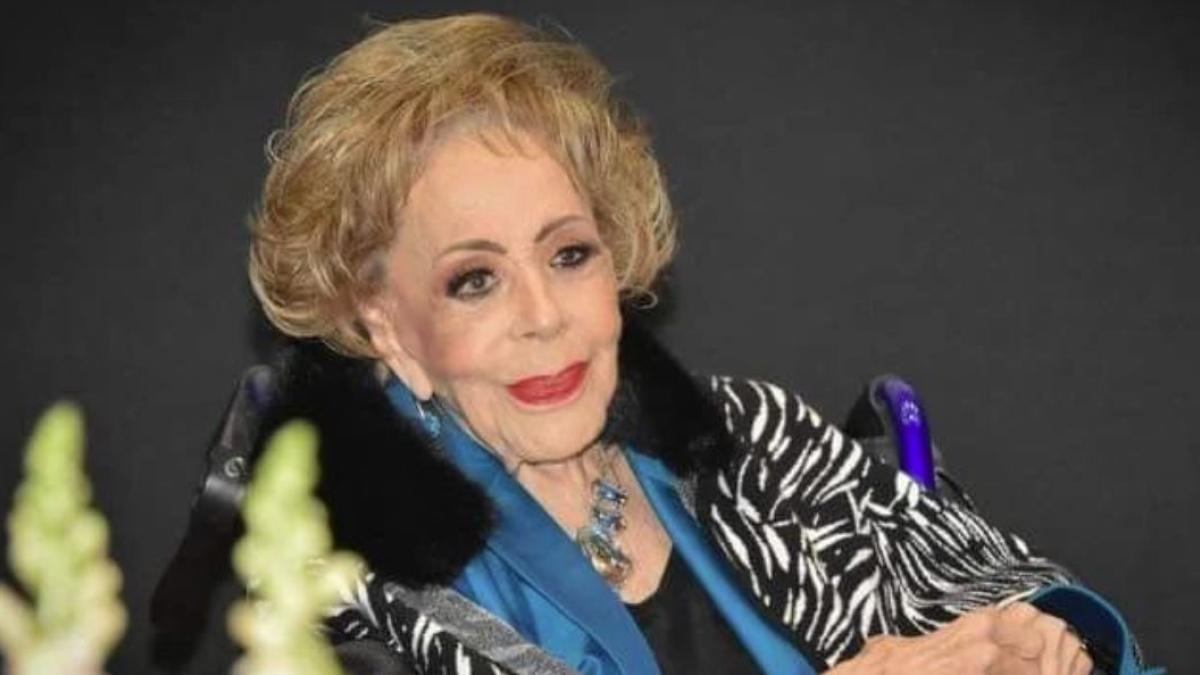 Silvia Pinal sale de terapia intensiva; Alejandra Guzmán celebra que su mamá está bien