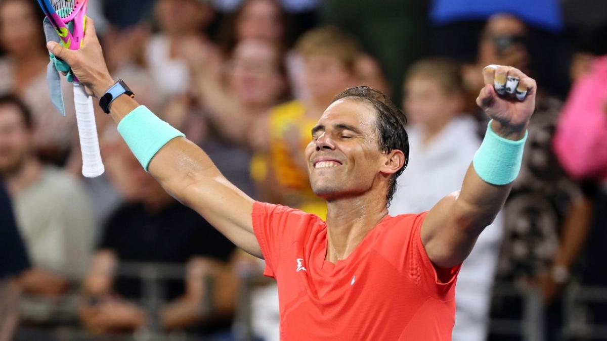 Rafa Nadal inicia con triunfo el año, después de alejarse un año de las canchas