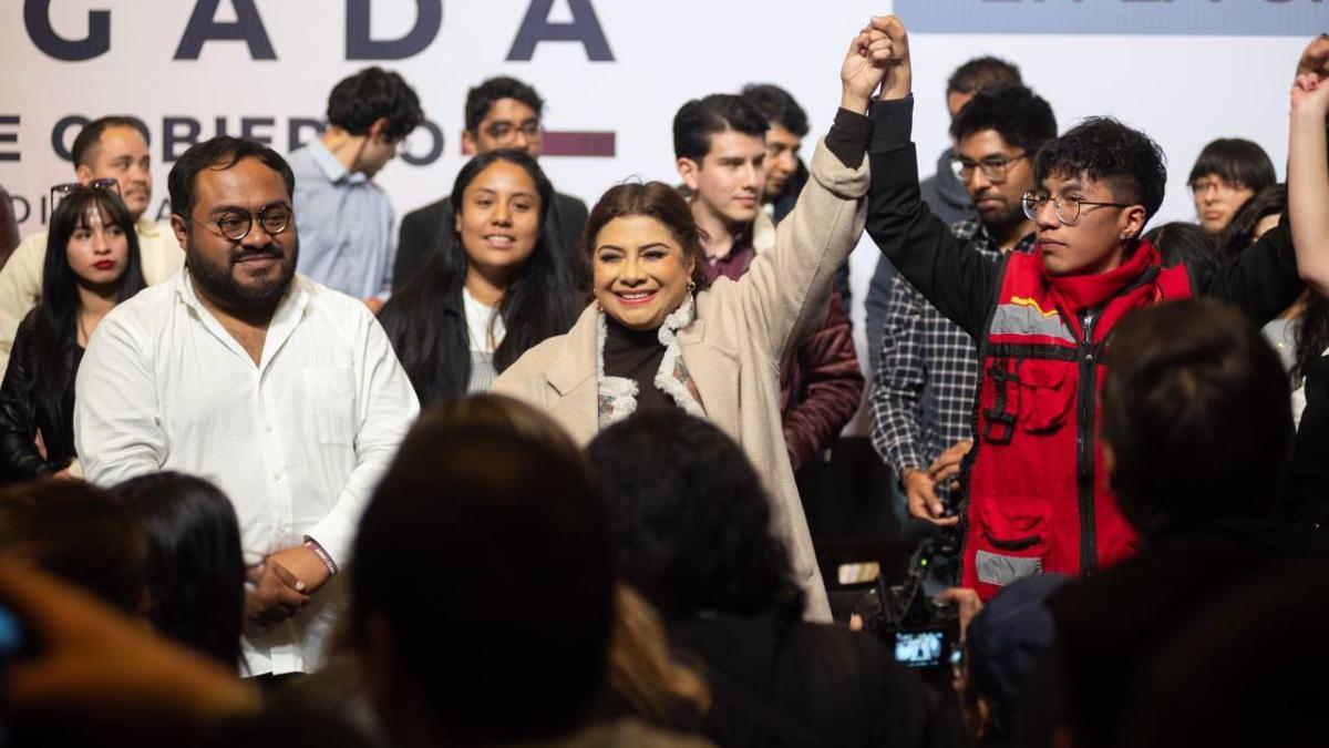 Clara Brugada da a conocer a su equipo de jóvenes