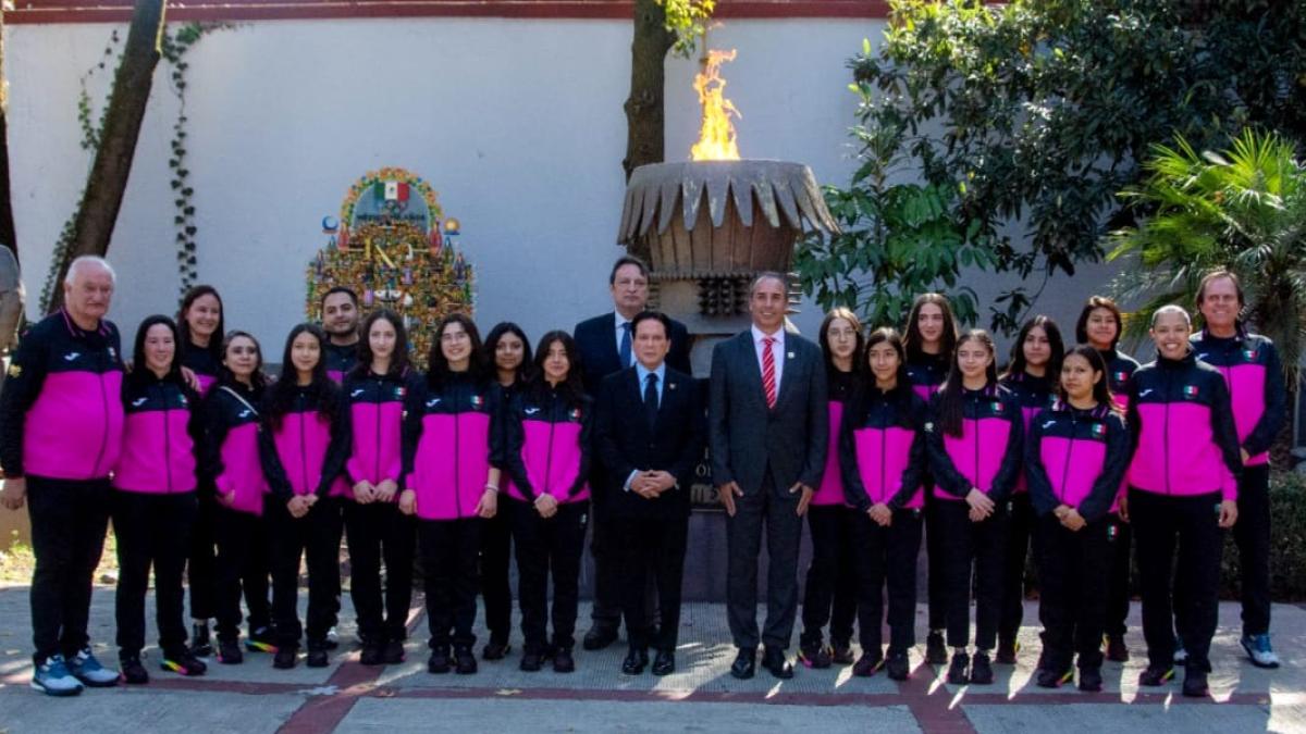 Juegos Olímpicos de Invierno de la Juventud: Así fue el abanderamiento del equipo femenil de hockey